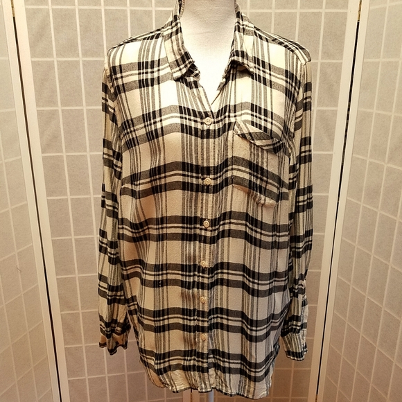Lucky Brand Tops - Lucky Brand flowy flannel cotton plaid top sz L